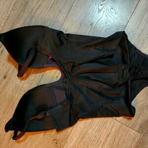 Spanx shaper medium thong